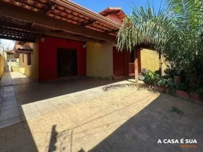 Casa com 4 Quartos à venda, 300m² no Alvorada, Contagem