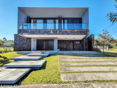 Casa de Condomínio com 6 Quartos à venda, 469m² no Vila Nova, Porto Alegre