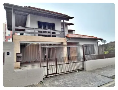 Casa com 3 Quartos à venda, 266m² no Ipiranga, São José