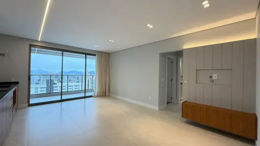 Apartamento com 3 Quartos para alugar, 95m² no Centro, Itajaí