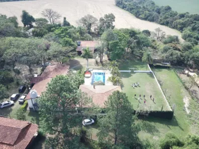 Fazenda/Sítio com 7 Quartos à venda, 1500m² no , Araçoiaba da Serra