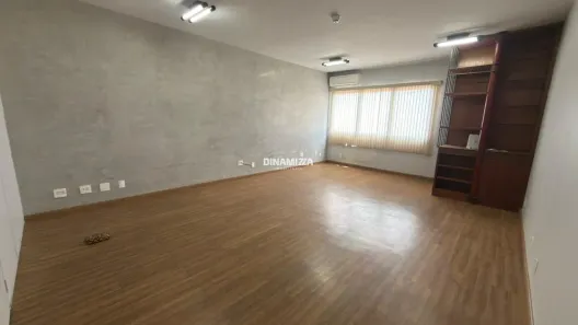 Sala Comercial à venda, 54m² no Centro, Uberaba