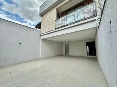 Casa com 4 Quartos para alugar, 201m² no Santa Amélia, Belo Horizonte