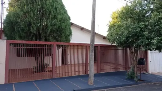 Casa com 4 Quartos à venda, 130m² no Jardim Soraia, São José do Rio Preto