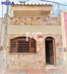 Casa com 5 Quartos à venda, 248m² no Salesianos, Juazeiro do Norte