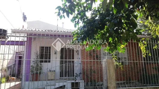 Casa com 2 Quartos à venda, 154m² no Chácara das Pedras, Porto Alegre