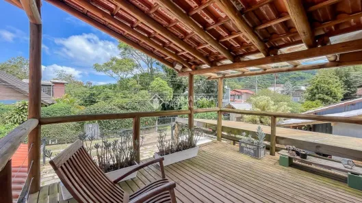 Casa com 3 Quartos à venda, 170m² no Rio Tavares, Florianópolis