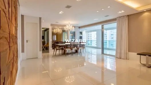 Apartamento com 3 Quartos para alugar, 194m² no Campo Belo, São Paulo