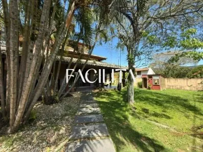 Casa com 3 Quartos para alugar, 250m² no Rio Tavares, Florianópolis
