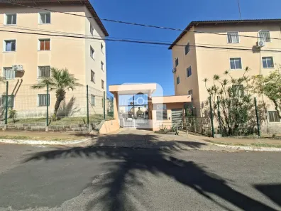 Apartamento com 2 Quartos para alugar, 46m² no Chácaras Tubalina e Quartel, Uberlândia