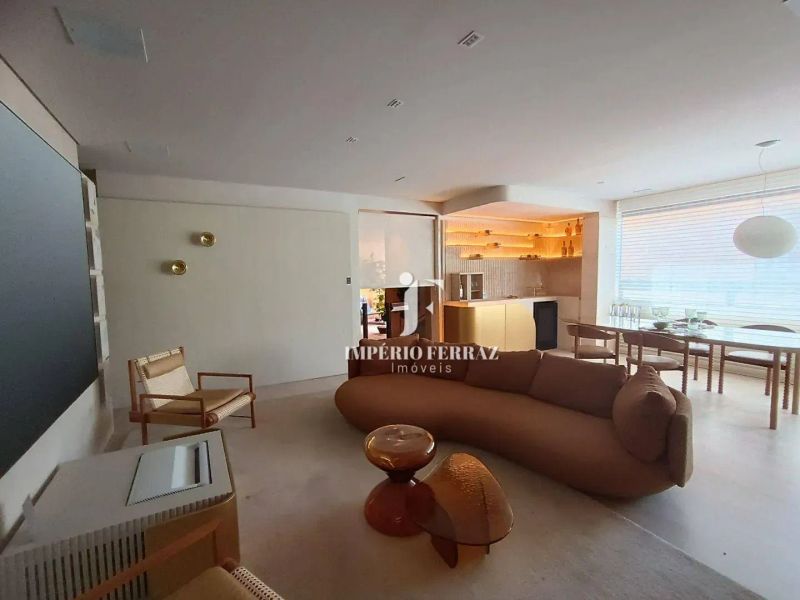 Apartamento com 4 quartos — Santo Antônio, Belo Horizonte