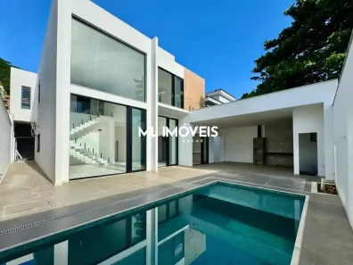 Casa com 5 Quartos à venda, 431m² no Lagoa, Macaé