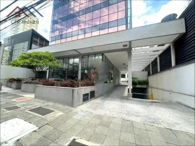 Prédio Comercial para alugar, 2200m² no Indianópolis, São Paulo