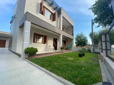 Casa com 4 Quartos à venda, 200m² no Marisul, Imbé