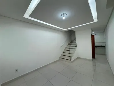 Casa de Condomínio com 2 Quartos para alugar, 51m² no Caiçara, Praia Grande