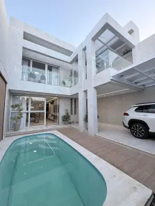Casa com 4 Quartos à venda, 250m² no Petrópolis, Caruaru