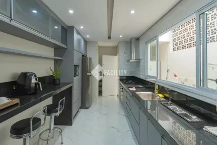Casa com 3 Quartos à venda, 248m² no Jardim Chapadão, Campinas