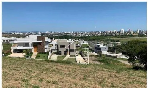 Lote/Terreno à venda, 900m² no Condomínio Reserva do Paratehy, São José dos Campos