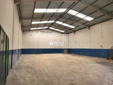 Ponto Comercial para alugar, 277m² no Custódio Pereira, Uberlândia