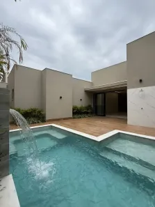 Casa de Condomínio com 4 Quartos à venda, 300m² no Condomínio Residencial Vila Jardim, Cuiabá