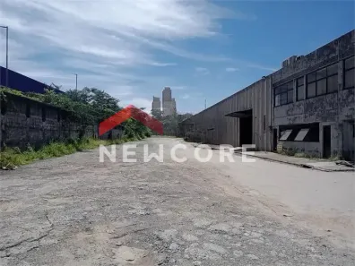 Galpão/Depósito/Armazém à venda, 3450m² no Parque Jaçatuba, Santo André