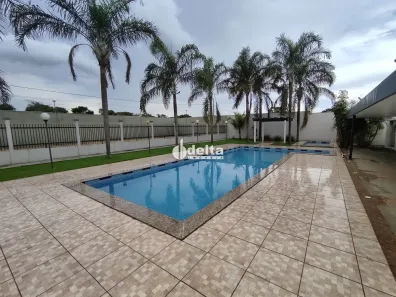 Fazenda/Sítio com 6 Quartos para alugar, 800m² no Morada Nova, Uberlândia