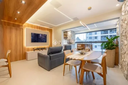 Apartamento com 3 Quartos para alugar, 93m² no Jardim Lindóia, Porto Alegre