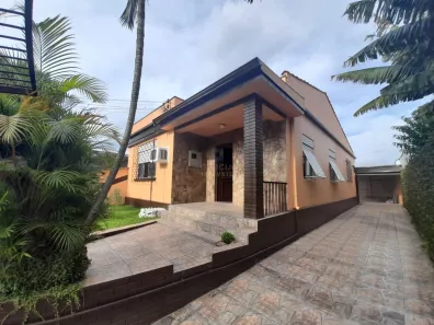 Casa com 2 Quartos à venda, 134m² no Sarandi, Porto Alegre