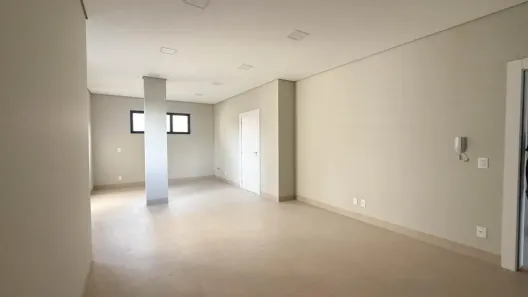 Sala Comercial para alugar, 37m² no América, Joinville