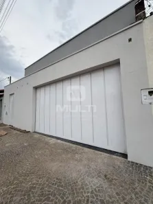 Casa com 3 Quartos à venda, 170m² no São Jorge, Uberlândia
