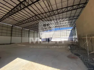 Casa com 1 Quarto para alugar, 1560m² no Tibery, Uberlândia