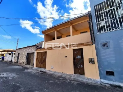 Casa com 2 Quartos à venda, 10m² no Centro, Camaçari