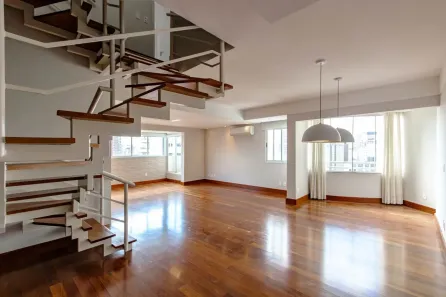 Apartamento com 2 Quartos à venda, 180m² no Vila Nova Conceição, São Paulo