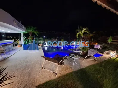 Casa de Condomínio com 4 Quartos para venda ou aluguel, 300m² no Itapuã, Salvador