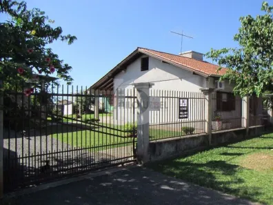 Casa com 3 Quartos à venda, 80m² no Centro, Portão