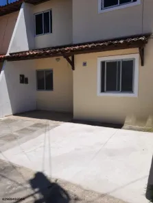 Casa com 2 Quartos para alugar, 81m² no Antares, Maceió