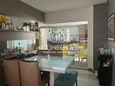 Casa com 3 Quartos à venda, 180m² no Jardim Inconfidência, Uberlândia