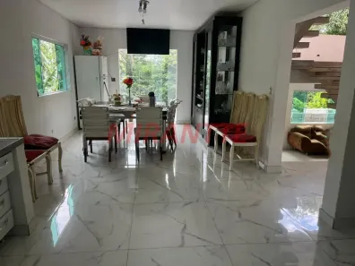 Sobrado com 5 Quartos à venda, 400m² no Roseira, Mairiporã