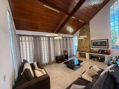 Casa com 3 Quartos à venda, 338m² no Caxambu, Jundiaí