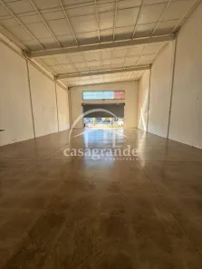 Ponto Comercial para alugar, 174m² no Santa Mônica, Uberlândia