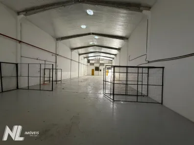 Galpão/Depósito/Armazém para alugar, 1000m² no Emaús, Parnamirim