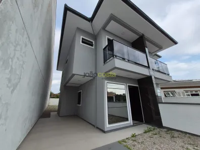 Sobrado com 3 Quartos para alugar, 93m² no Pagani, Palhoça