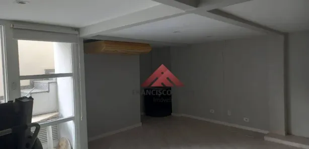 Casas à venda na Rua Saldanha Marinho Neves, São Gonçalo RJ