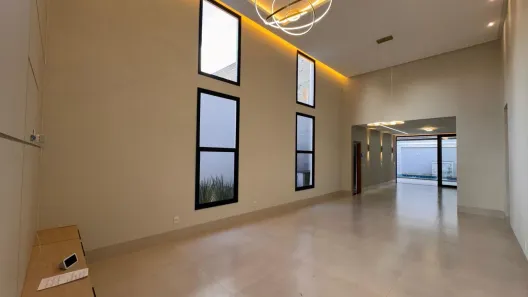 Casa com 3 Quartos à venda, 220m² no Parque Amazônia, Goiânia