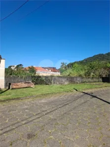 Lote/Terreno à venda, 180m² no Jardim Guaraú, Peruíbe
