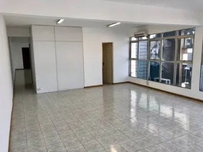 Sala Comercial para alugar, 100m² no Sagrada Família, Belo Horizonte