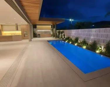 Casa de Condomínio com 4 Quartos à venda, 553m² no Nova Uberlândia, Uberlândia