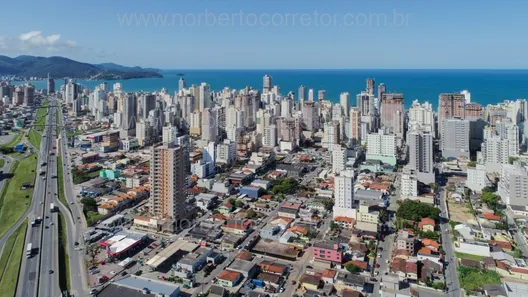 Apartamento com 3 Quartos à venda, 122m² no Meia Praia, Itapema