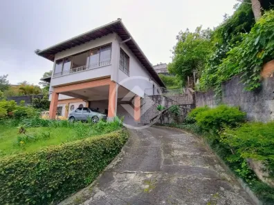 Casa com 3 Quartos à venda, 149m² no Várzea, Teresópolis