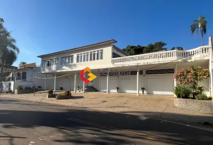Sobrado com 4 Quartos à venda, 630m² no Jardim das Paineiras, Campinas